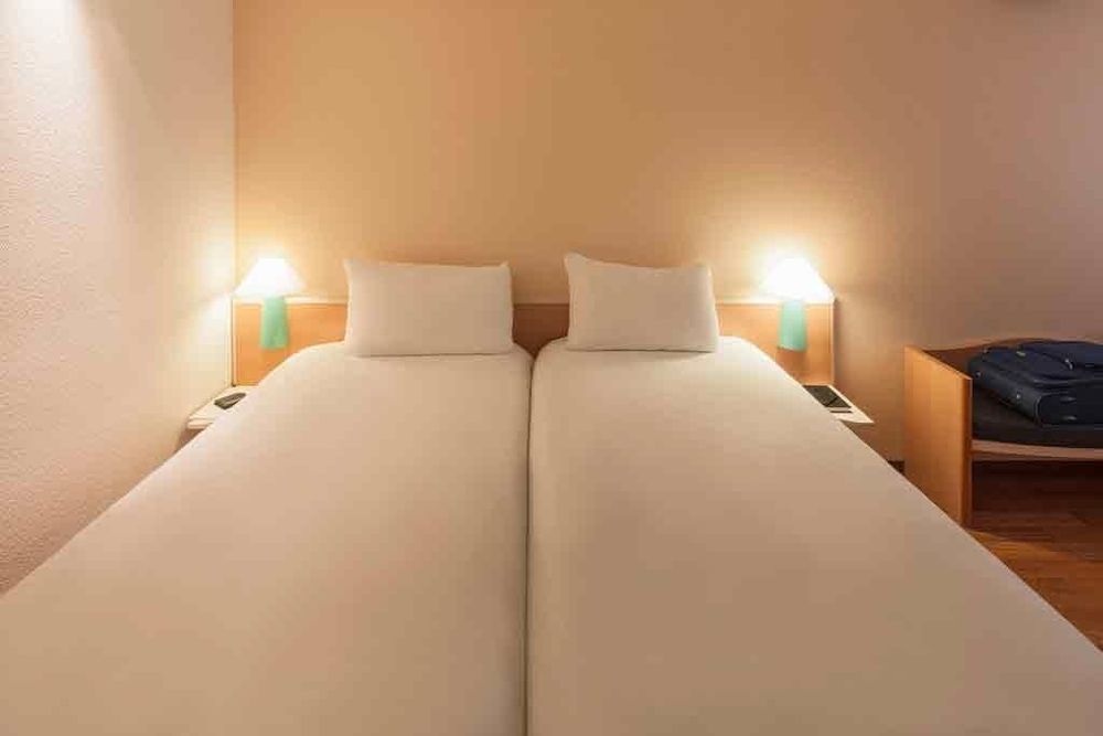 Ibis Reims Tinqueux Hotel Room photo