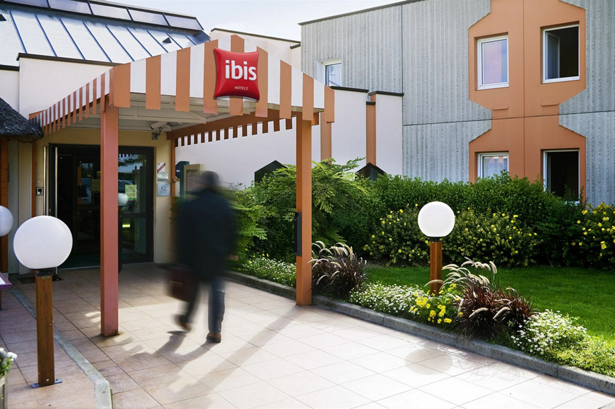 Ibis Reims Tinqueux Hotel Exterior photo